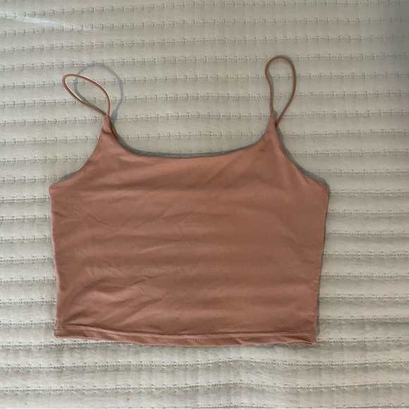 SHEIN Tops - SHEIN Women’s Spaghetti Strap Crop Top